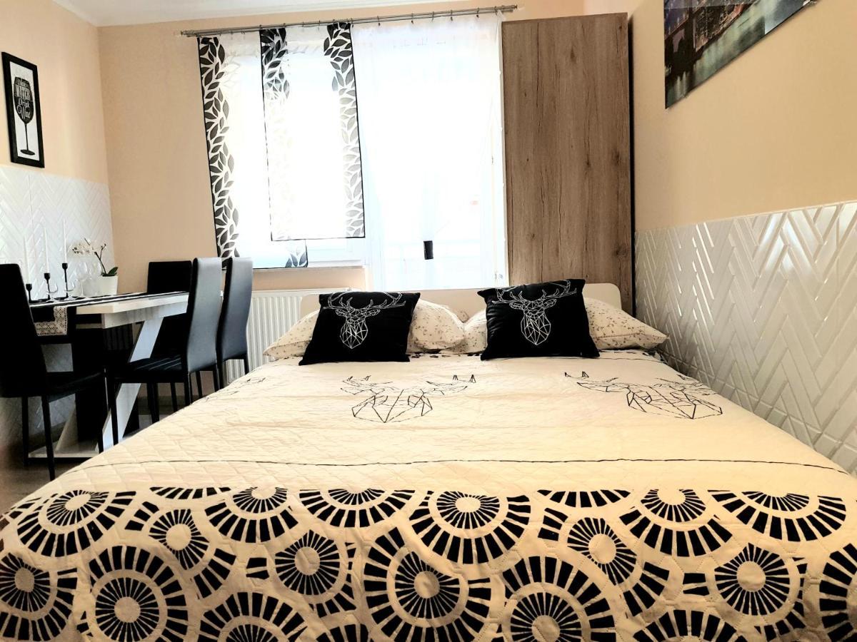 Apartment Glamour Downtown Balcony 크라쿠프 외부 사진